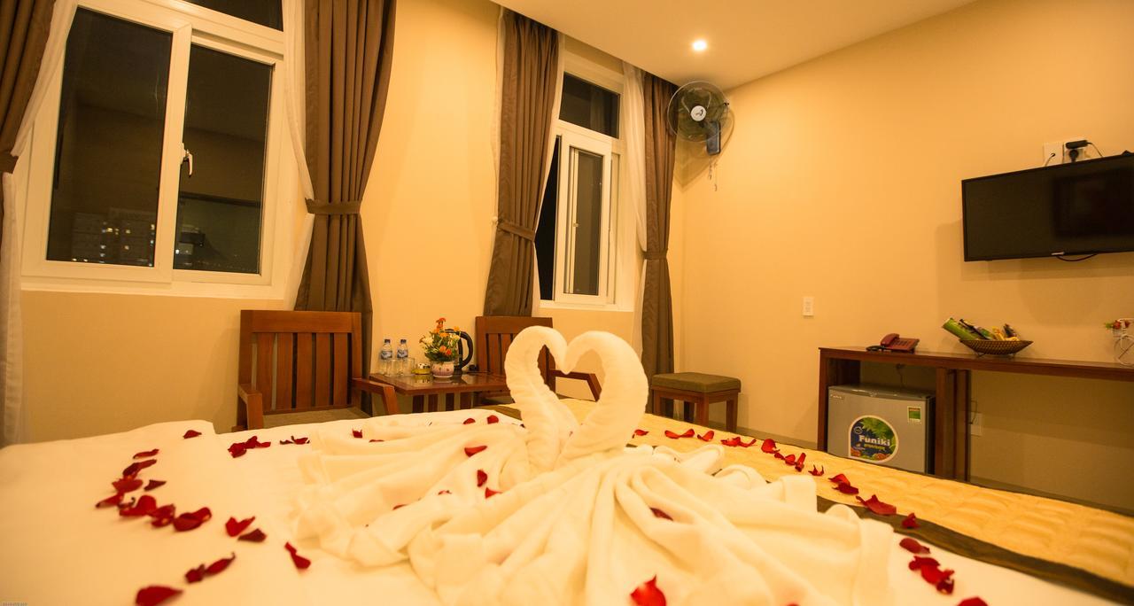 Thanh Ha Hotel Da Nang Exterior photo